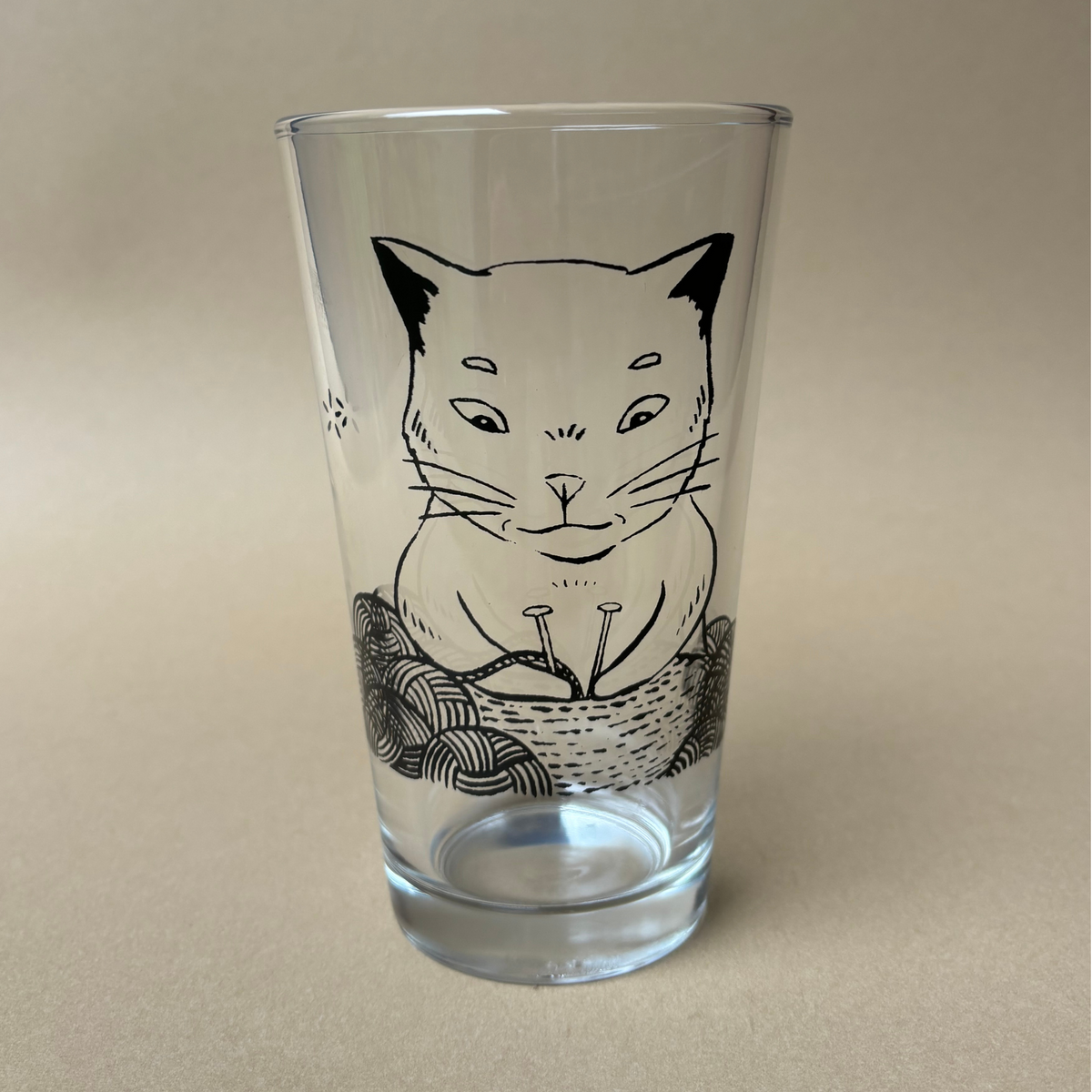 Cat Knitting - Pint Glass