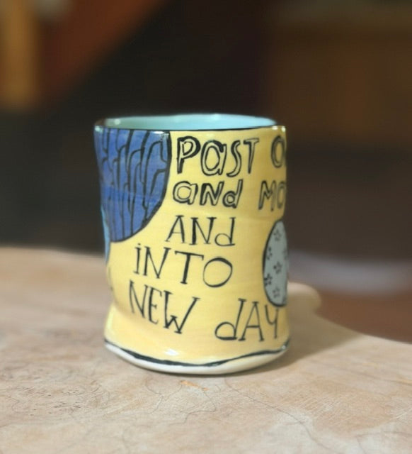 original cup BIRD IN BED