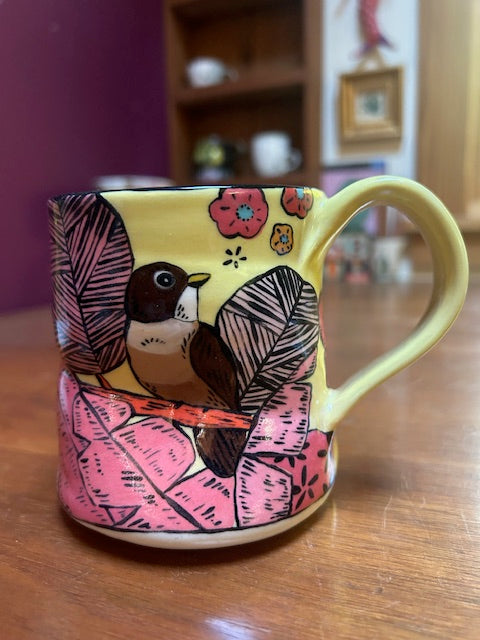 original mug QUEEN OF A SMALL PALACE